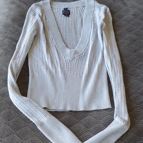 Polo Jeans Company Cable Knit V-Neck Sweater - Picture 3 of 5